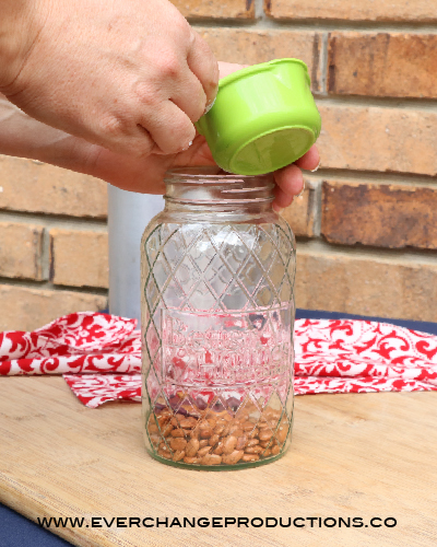 gifts in a jar – holiday tea blend – sustainable in the suburbs